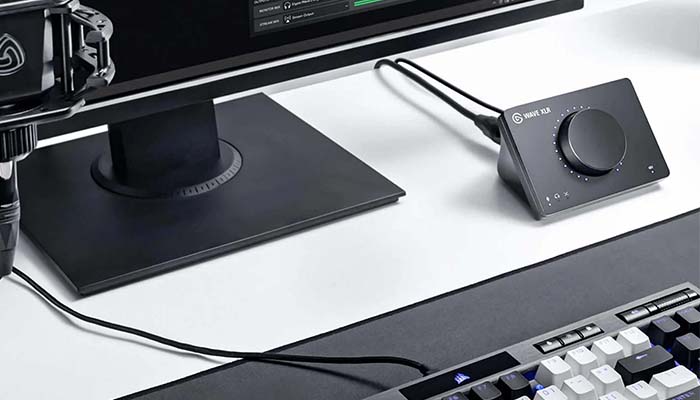 Купить аудиоинтерфейс Elgato Wave XLR Black по цене от 35990 руб ...